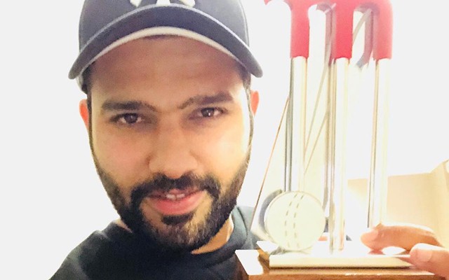 Rohit Sharma with the man of the match award. (Photo Source: Instagram)