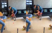 Hardik Pandya playing with his son ((Photo Source: Instagram)