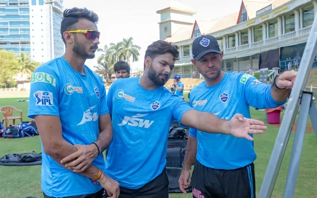 Axar Patel, Rishabh Pant and Ricky Ponting. (Photo by Sandeep Shetty / Delhi Capitals)