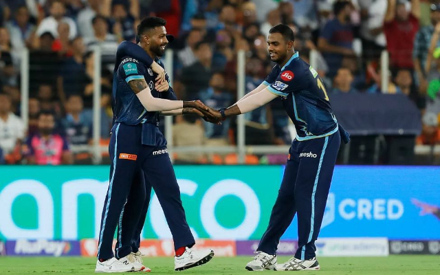 Hardik Pandya and Yash Dayal (Image Source: BCCI/IPL)