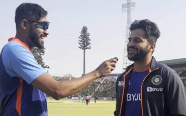 Shardul Thakur and Mohammed Siraj (Image Source: BCCI Twitter)