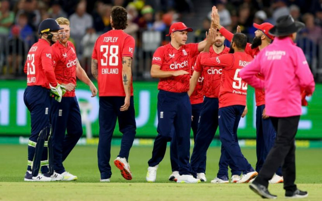 England Cricket Team (Photo Source: Twitter)