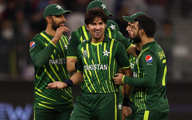 pakistan team (pic source-twitter)