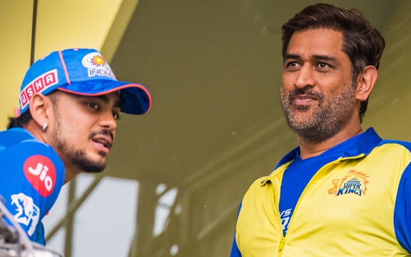 Ishan Kishan and MS Dhoni (Image Source: MI Twitter)