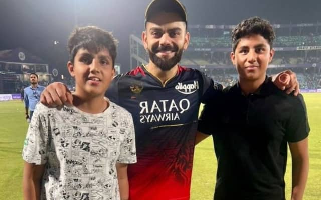 Virat Kohli with Virender Sehwag sons (Photo Source: Instagram)