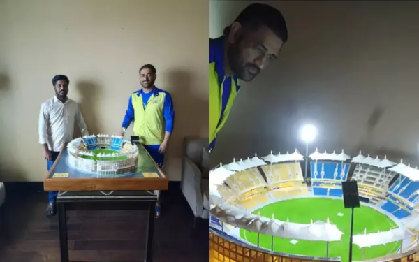 MS Dhoni With His Fan. (Image Source: Instagram)