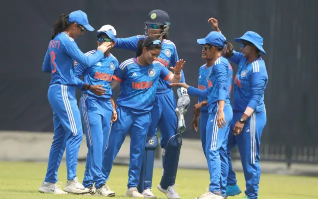 Harmanpreet Kaur And Team India (Photo Source: Twitter)