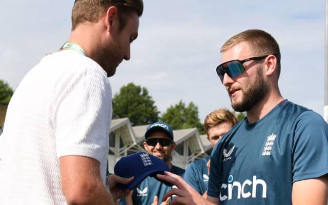 Stuart Broad and Gus Atkinson (Pic Source-Twitter)