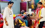 Kuldeep Yadav Visits Bageshwar Dham Sarkar (Pic Source-Twitter)