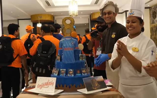 Gigantic Cake For Indian Team Victory Against Pakistan (Pic Source-Twitter)