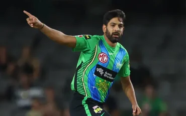 Haris Rauf in Melbourne stars. (Photo Source: Mike Owen/Getty Images)