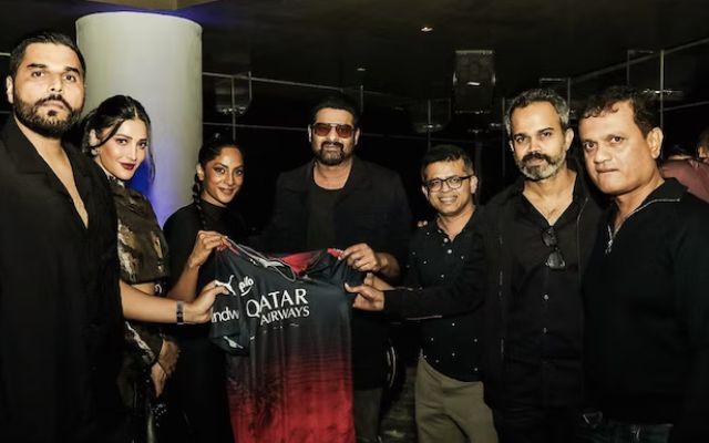 Salaar Team With RCB jersey (Photo Source: Twitter)