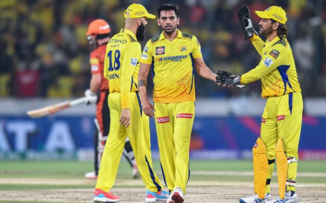 MS Dhoni & Deepak Chahar (Photo Source: Getty images)