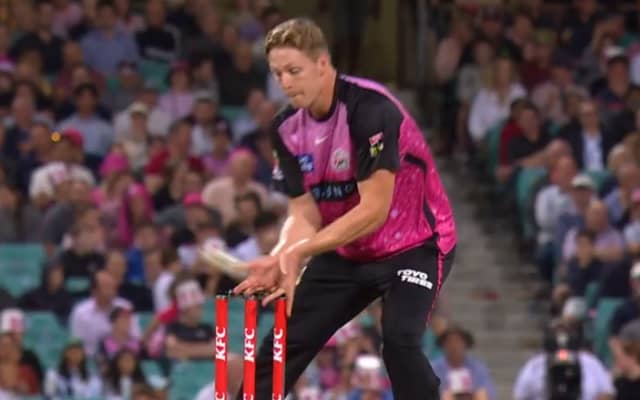 Syndey Sixers vs Sydney Thunders (Pic Source-X)