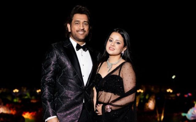 MS Dhoni & Sakshi Dhoni (Photo Source: X)
