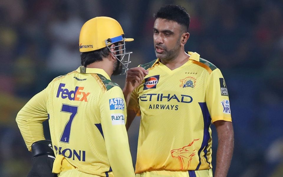 Ravichandran Ashwin and MS Dhoni