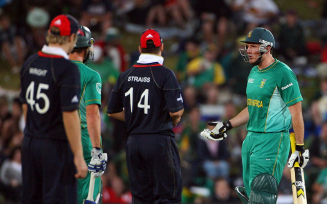 Graeme Smith and Andrew Strauss controversy (image via Sky Sports)