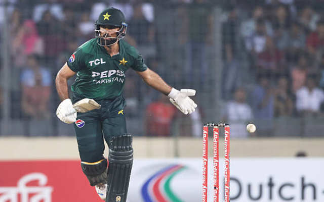 Fakhar Zaman (image via getty)