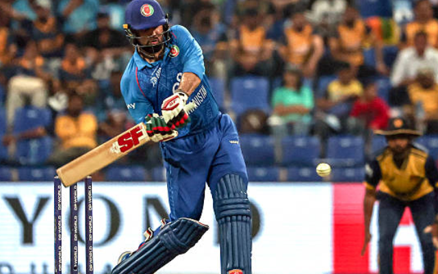 Mohammad Nabi smashes 5 consecutive sixes against Dunith Wellalage (image via getty)