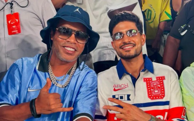Shubman Gill meets Ronaldinho at FIFA World Cup (image via X)
